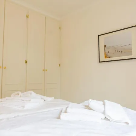 Senwai Hues Whg 2 Appartement